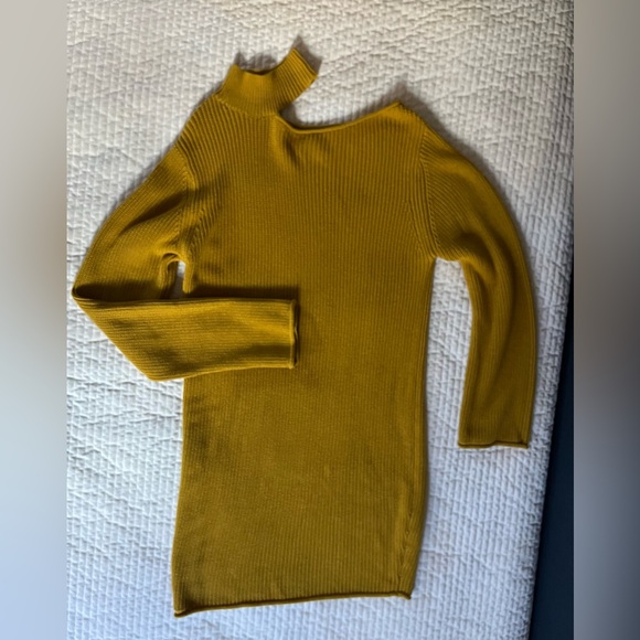 RtA Off the Shoulder Turtleneck Knit Mustard Dress Small - Picture 1 of 9